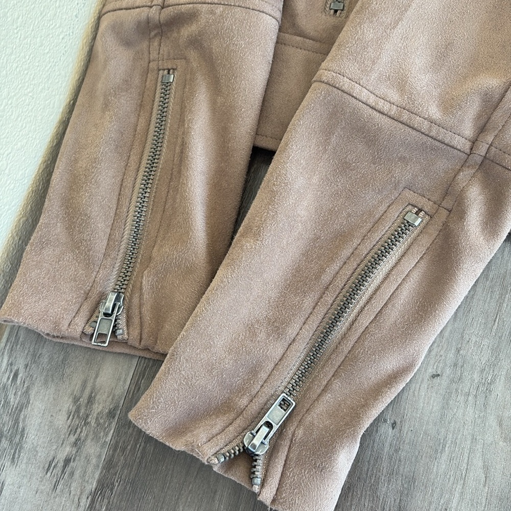 BB Dakota by Steve Madden Beige Faux Suede Moto Jacket Size Small - Picture 16 of 16
